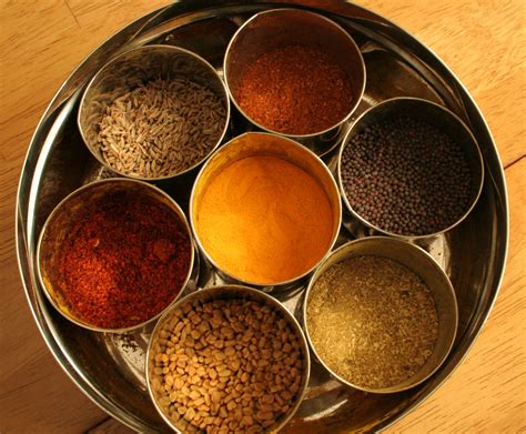 Nov 5, 2021 · Among a sea of spinning carousels and in-drawer organizers, there’s the masala dabba – a spice container popular in Indian kitchens – that shines not only because it’s a brilliantly ... 